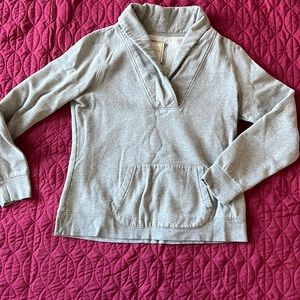 Merona v-neck sweatshirt with front pocket. Sz XL.